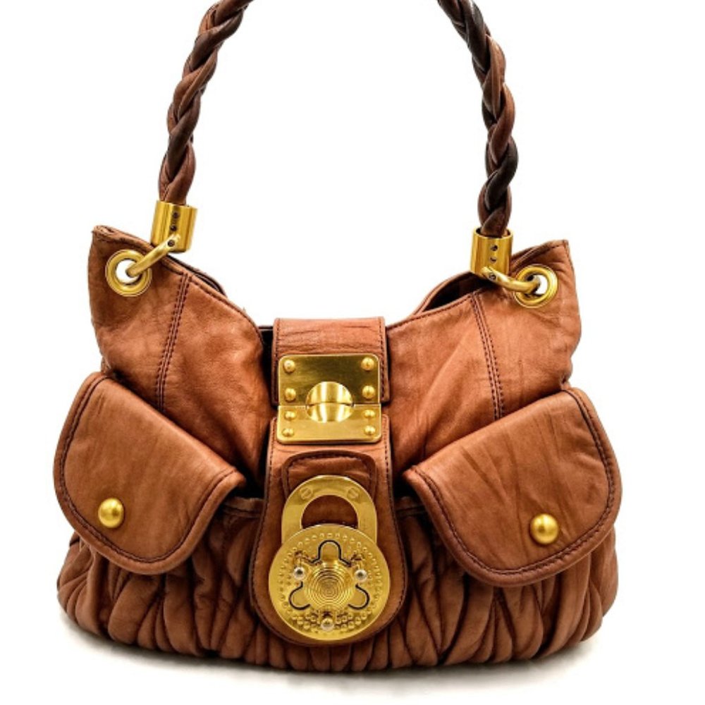 STEVE MADDEN - BROWN RUCHED LEATHER SHOULDER BAG